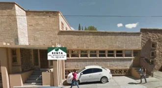 Casa con uso comercial – Oficinas Renta Av. Zarco 16,170 Gilloy GL2