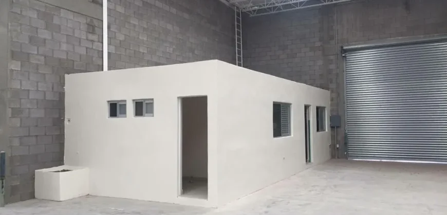 Bodega en Renta Col. Deportistas 24,200 GL1