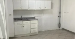 Local alquilado por Ortiz Mena 95.000 GL1