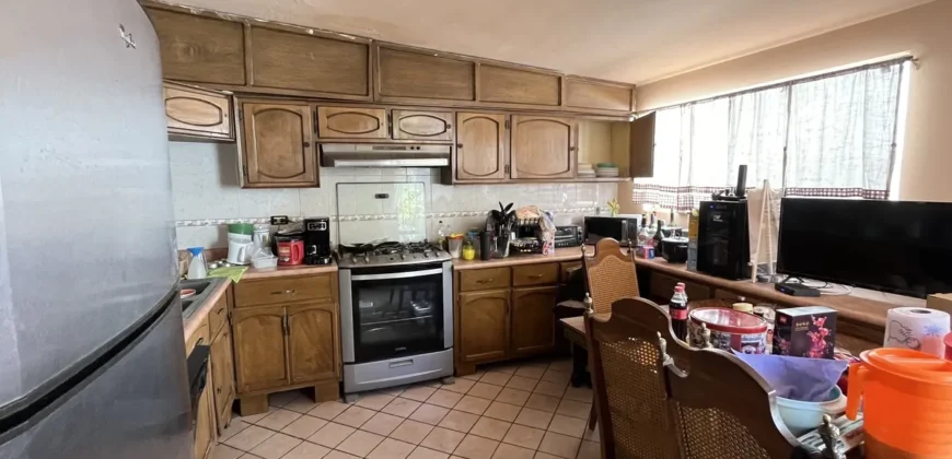 Casa Venta Av Antonio de Montes 6,900,000 GL1